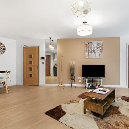 Modern 1 Bedroom Apartment In Woking Town Centre 外观 照片